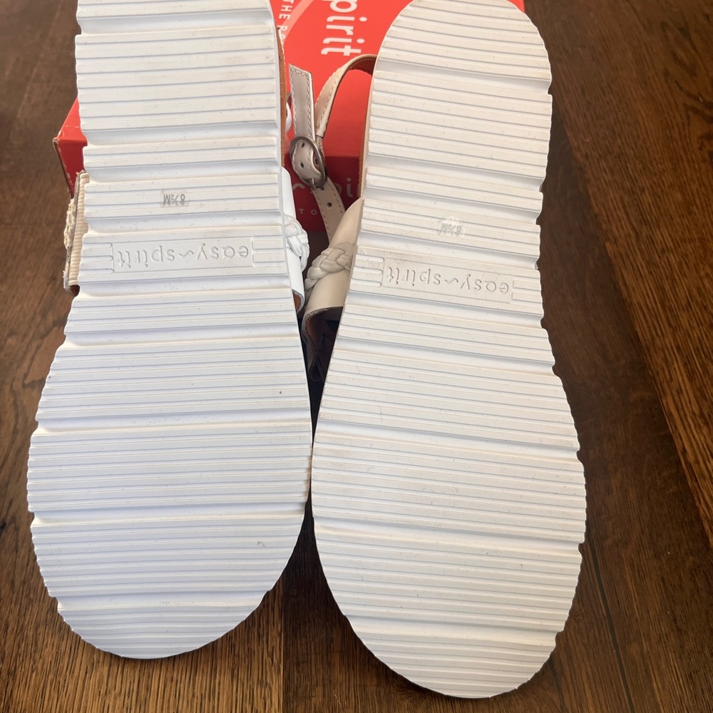 Easy Spirit Women's White and Tan Braided Sandals - Picture 4 of 4